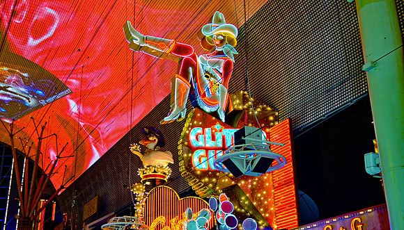 Fremont Street - Historic Neon (24x42)