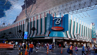 Fremont Street - Experience (1) (24x42)