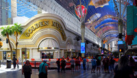 Fremont Street - Experience (2) (24x42)