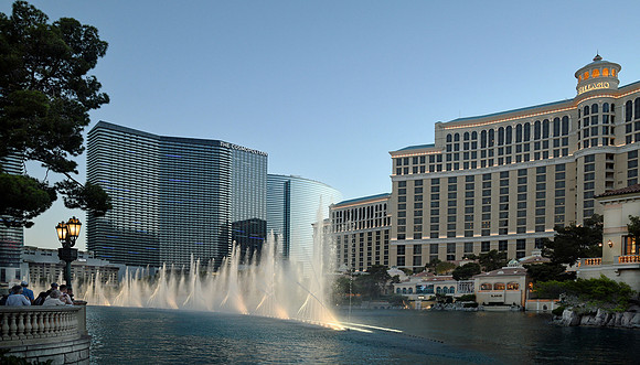 Resorts - Bellagio (8) (24x42)