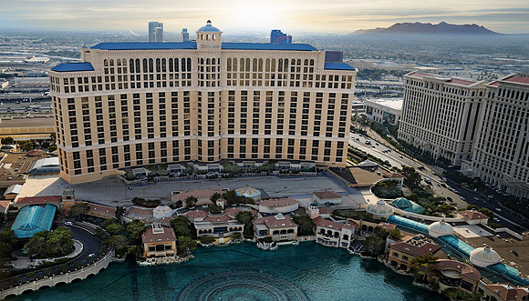Resorts - Bellagio (3) (24x42)