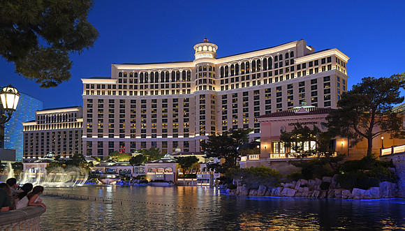 Resorts - Bellagio (2) (24x42)