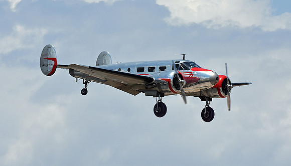 Beechcraft N121 (24x42)